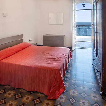 La Terrazza Sul Porto Imperia