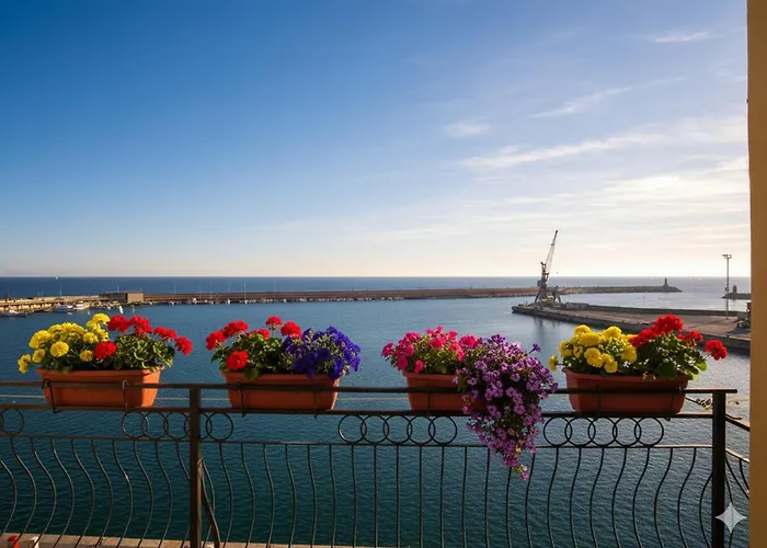 La Terrazza Sul Porto إمبيريا